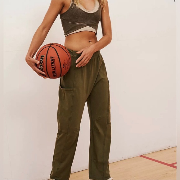 FP Movement by Free People Pants - FP Movement Hot Shot Pants- multiple pockets!